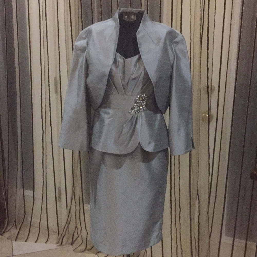 Semi-formal dress